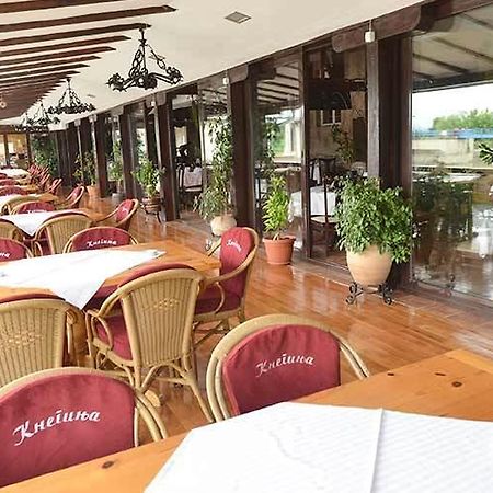 Motel Kneginja Čačak Exteriér fotografie