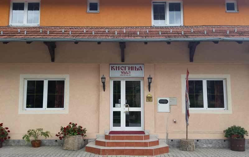 Motel Kneginja Čačak Exteriér fotografie